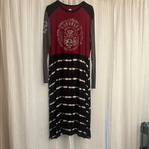 Brooklyn Graphic Long Sleeve Dress - Red and Black